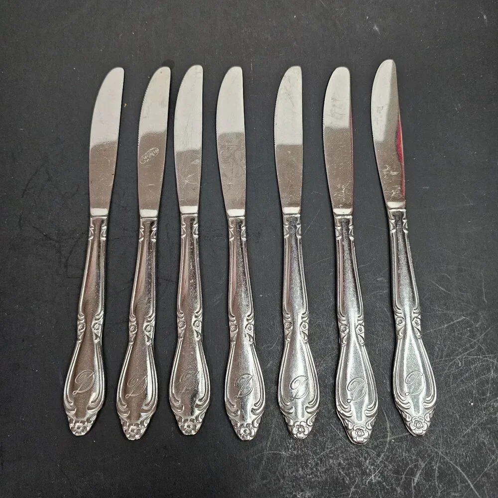 Vtg Customcraft CUS 11 Knives Set of 7 Flatware Monogrammed D